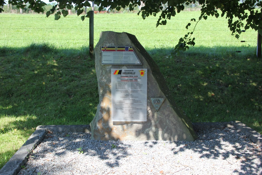 Oorlogsmonument Vieuxville #1