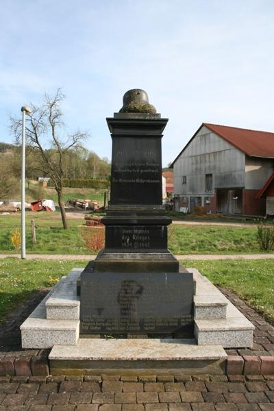 Oorlogsmonument Gilfershausen #1