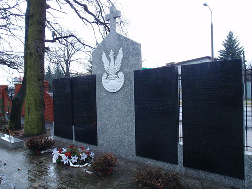 Mass Grave Polish Soldiers & Insurgents Piaseczno #2