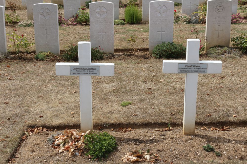 Franse Oorlogsgraven Ranville