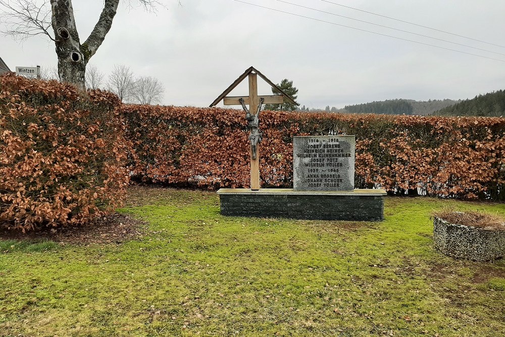 War Memorial Wintzen #1