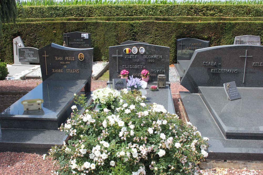 Belgian Graves Veterans Vliermaalroot Cemetery #4