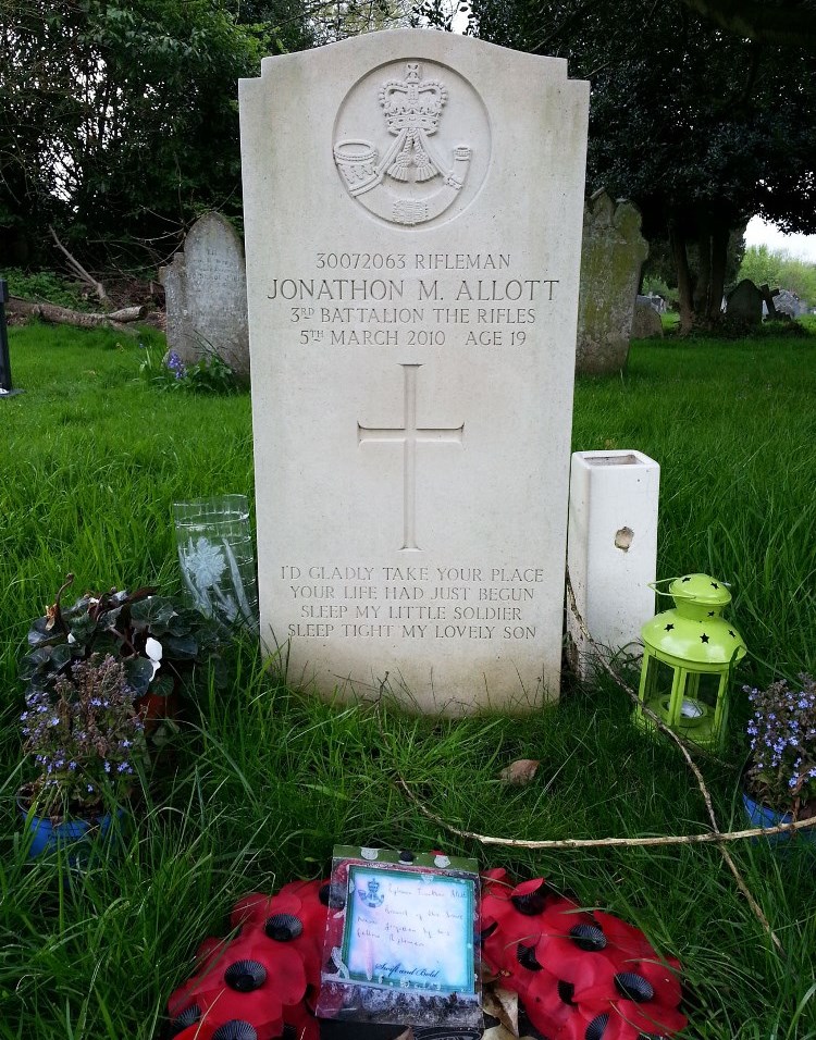 British War Grave Saint Andrew Churchyard #1