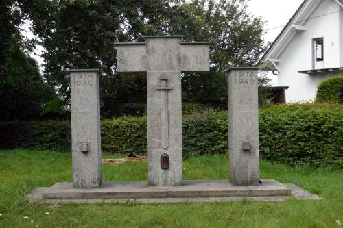 War Memorial Duisburg #1