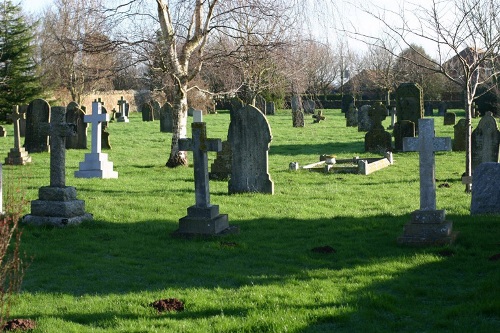 Commonwealth War Grave St. Mary Churchyard #1