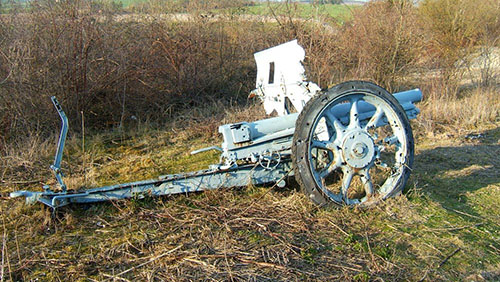 Remains 7,7cm FK 96 Field Gun #1