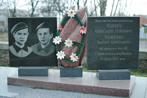 Sovjet Oorlogsgraven Mykolaiv #4