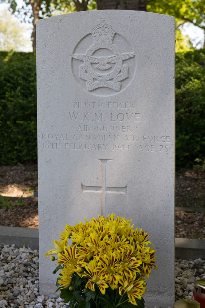 Commonwealth War Grave Elburg #2