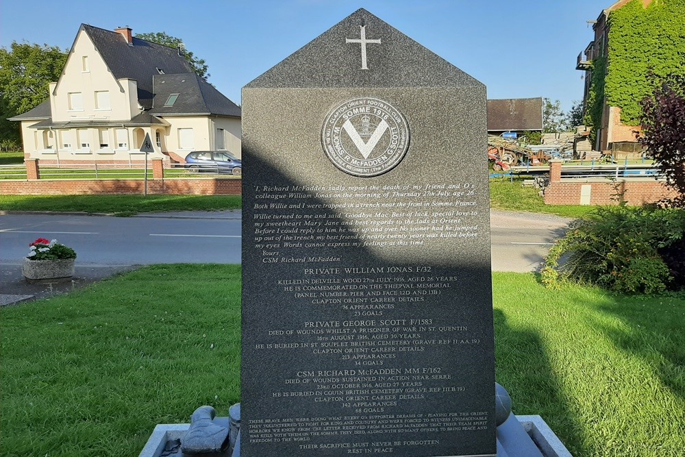 Monument Voetballers Bataljon Flers #2