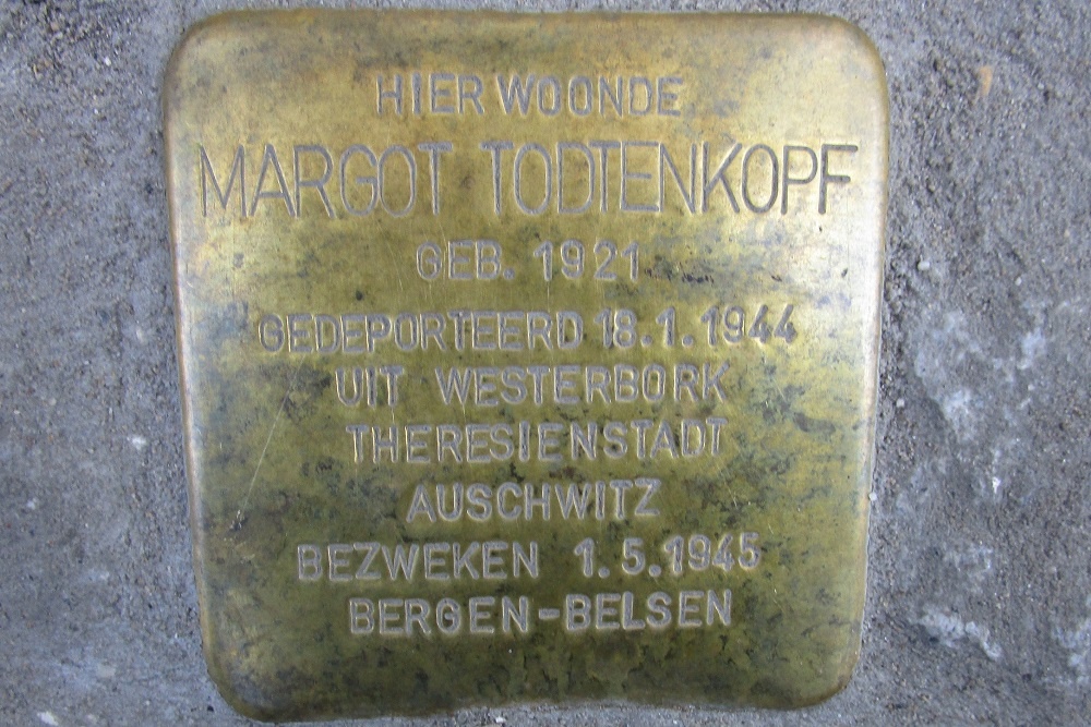 Stolperstein Fluwelensingel 77