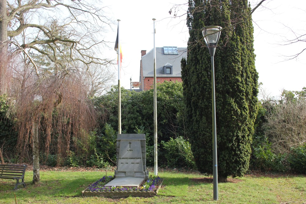 War Memorial Thorembais-les-Bguines #2