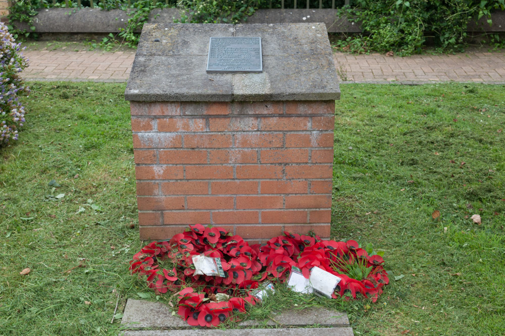 Memorial Crash Wellington Bomber N2749