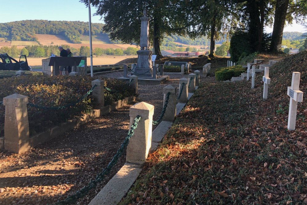 Franse Oorlogsbegraafplaats Brandeville #1