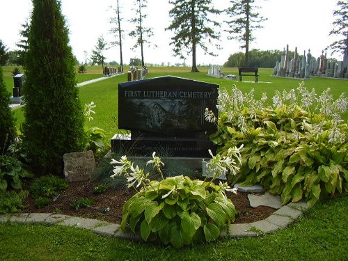 Oorlogsgraf van het Gemenebest Dublin Lutheran Cemetery #1