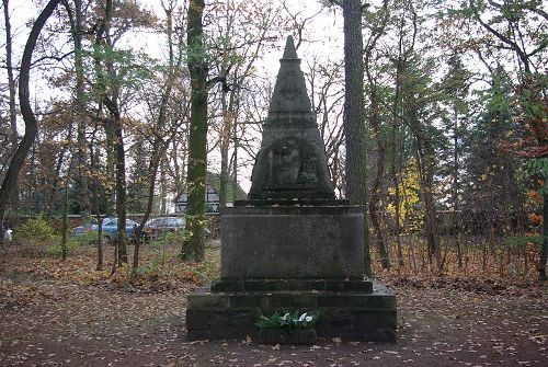 Oorlogsmonument Schnewalde #1