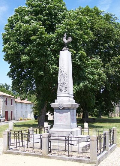 War Memorial Saint-Lger-de-Balson #1