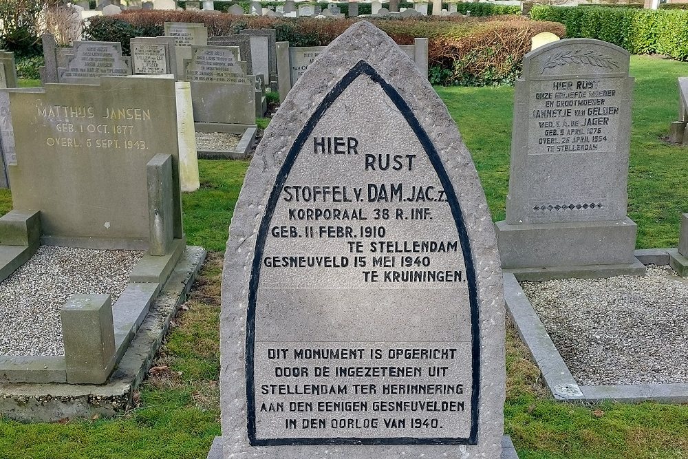 Dutch War Grave General Cemetery Stellendam #3