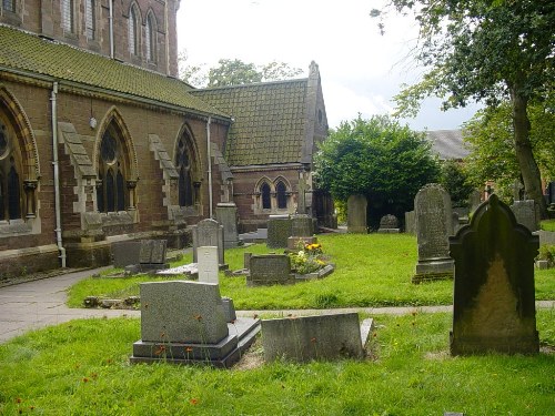 Commonwealth War Graves St Mary Churchyard #1