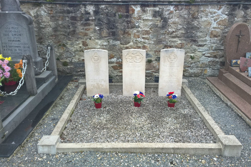 Oorlogsgraven van het Gemenebest Gemeentelijke Begraafplaats Hargnies #1