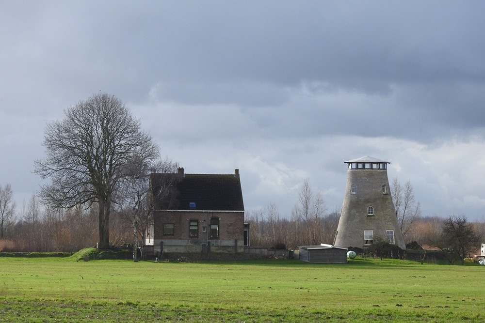 Kogelinslagen Molenaarswoning Lage Zwaluwe #1