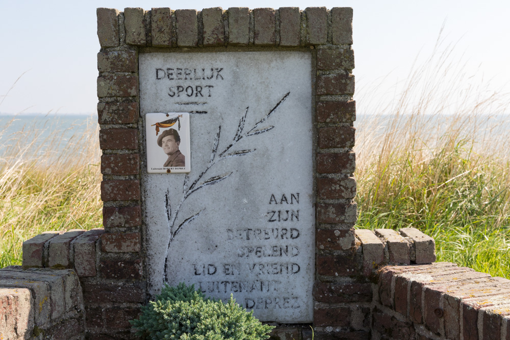 Monument voor Luitenant Robert Deprez (Handley Page Halifax) #2
