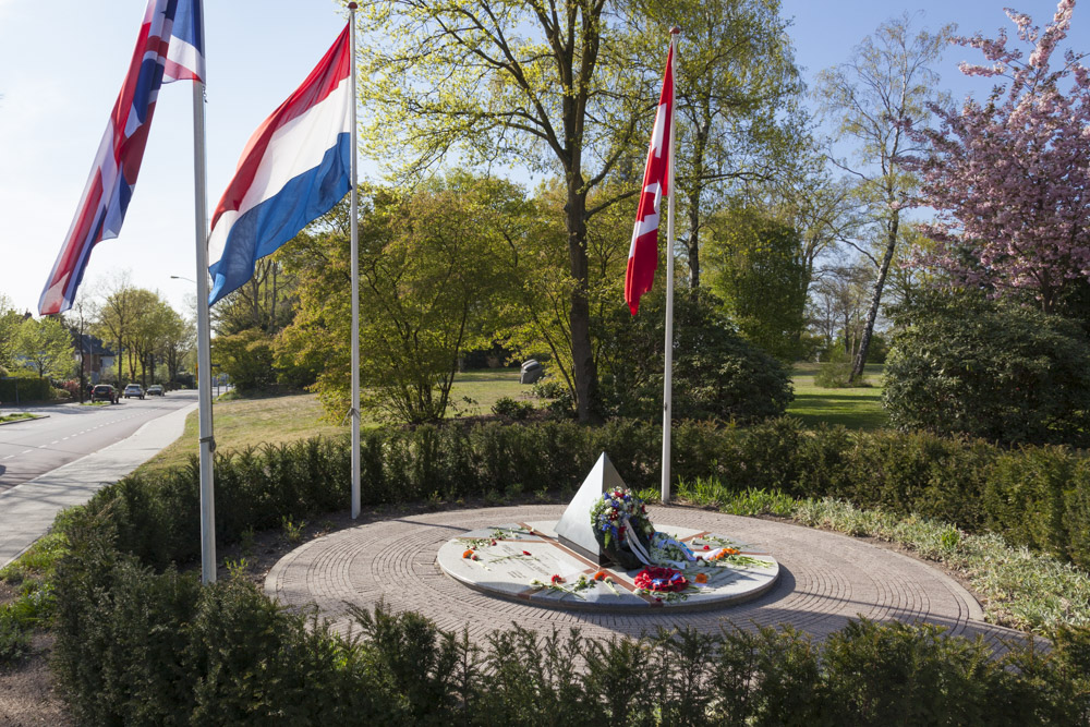 Bevrijdingsmonument Ede #5