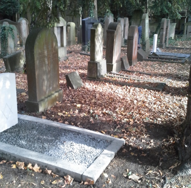 Commonwealth War Graves Bocklemund New Jewish Cemetery