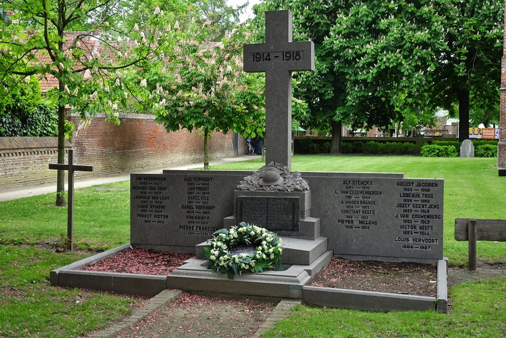 Monument Oudstrijders Gierle