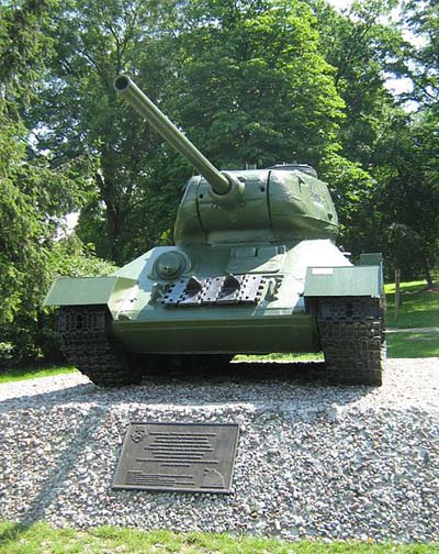 Massagraf Sovjet Soldaten & T-34/85 Tank Czarnkw #3