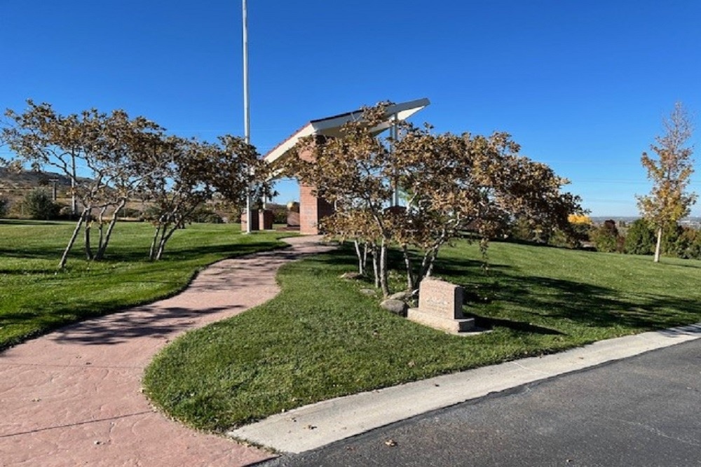 Memorial Submarines and USS Harder