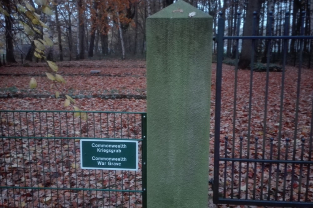 Prisoners-of-War Cemetery Parnewinkel