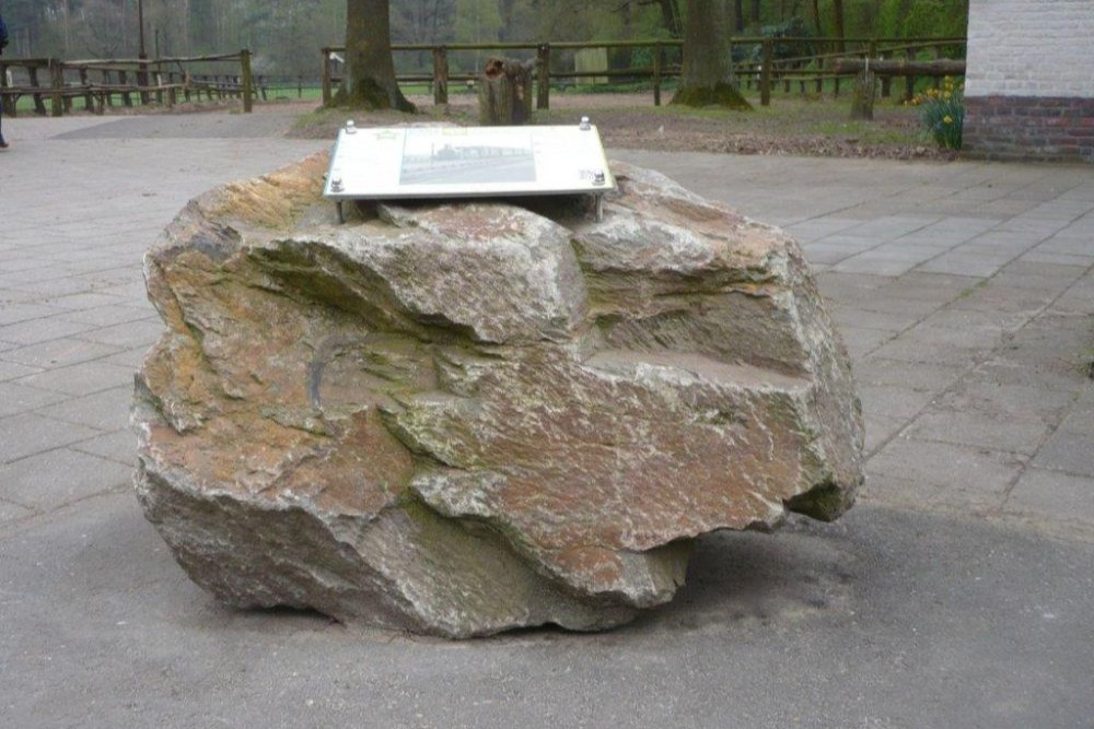 Liberation Route Marker 222: Help for escaped prisoners of war #1