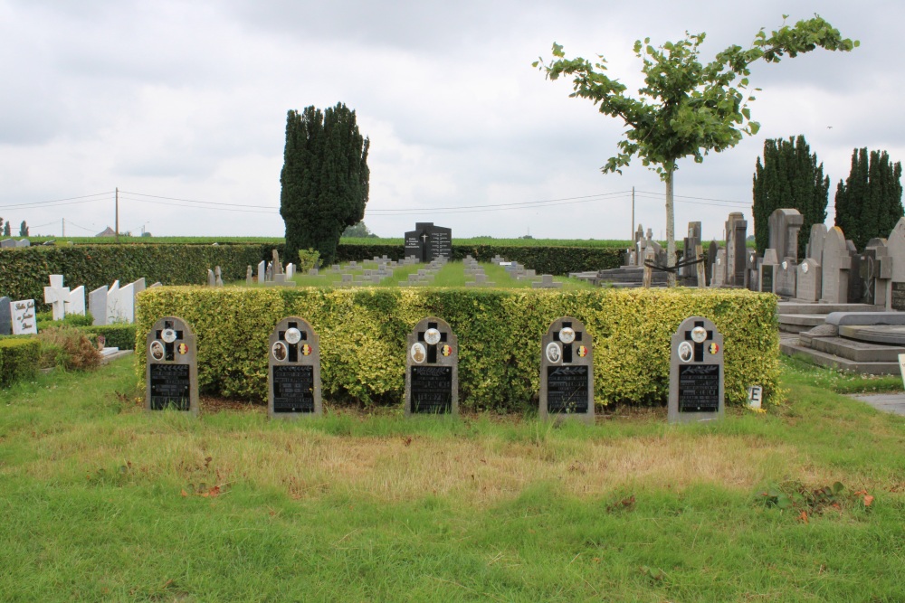 Belgische Oorlogsgraven Oostnieuwkerke #1