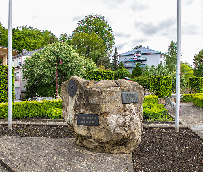 War Memorial Steinfort #1