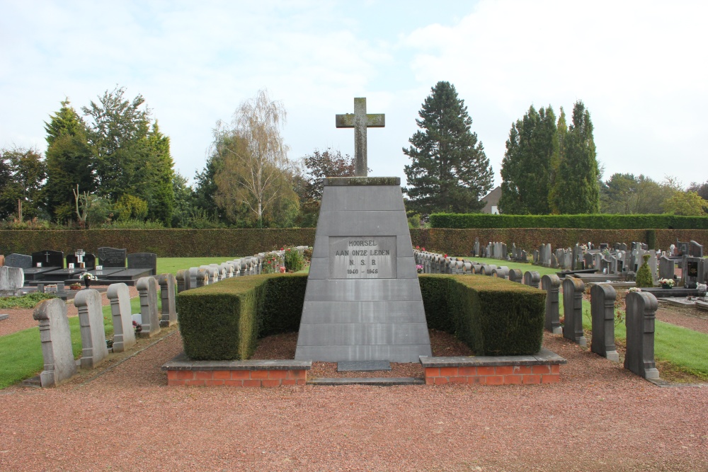 Oorlogsmonument Tweede Wereldoorlog Begraafplaats Moorsel #1