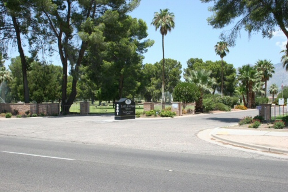 Amerikaanse Oorlogsgraven East Lawn Palms Cemetery and Mortuary