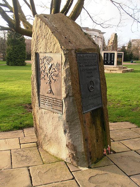 Monument Internationale Brigades Cardiff #1
