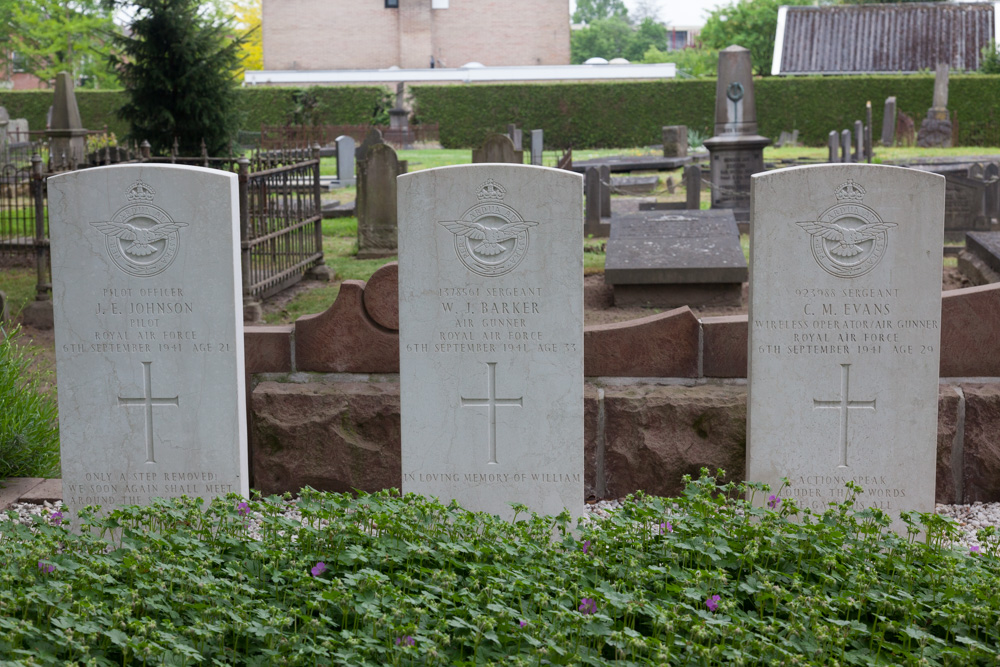 Commonwealth War Graves Borculo #2