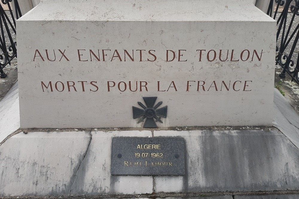 Oorlogsmonument Toulon-sur-Arroux #5