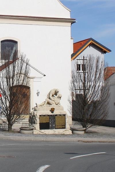 Oorlogsmonument Donnerskirchen #1