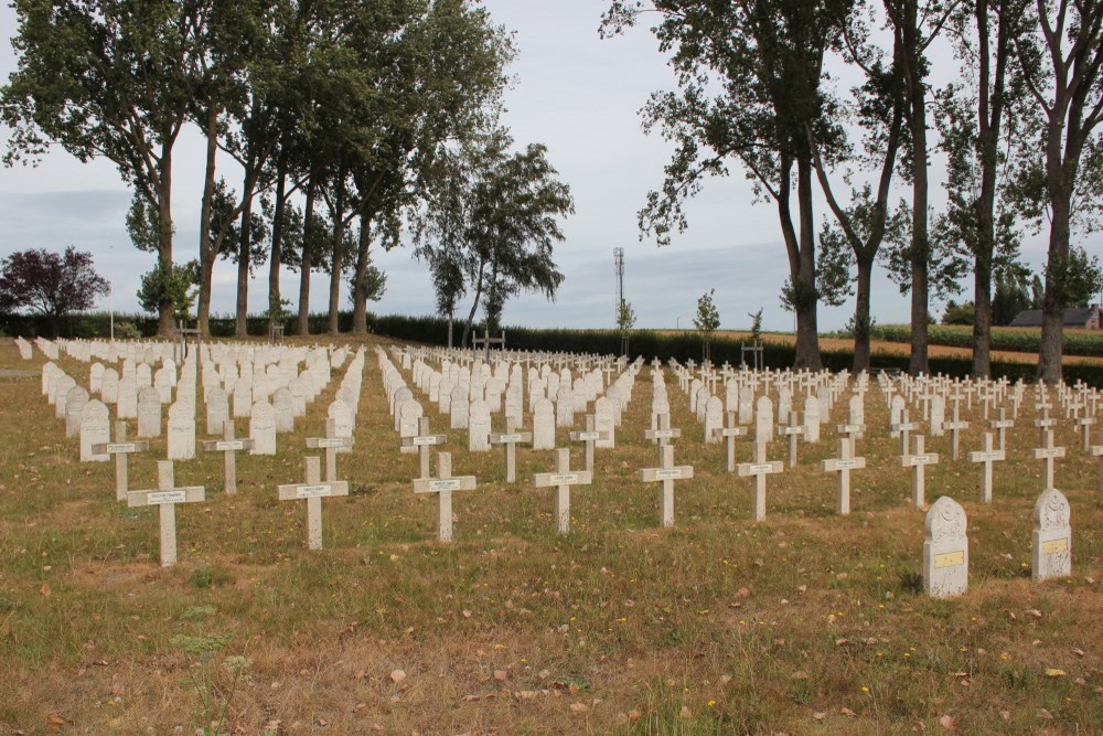 Franse Oorlogsbegraafplaats Chastre #3