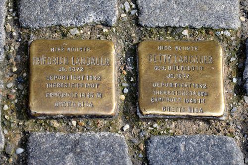 Stumbling Stones Marienplatz 31 #1