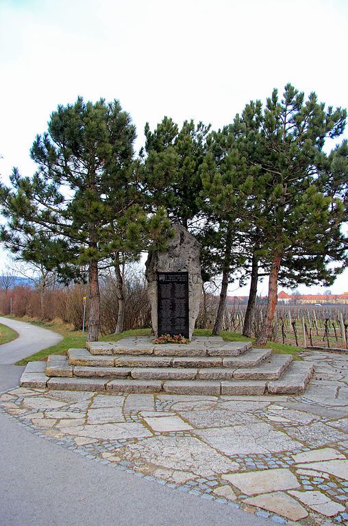 War Memorial Sooß #1