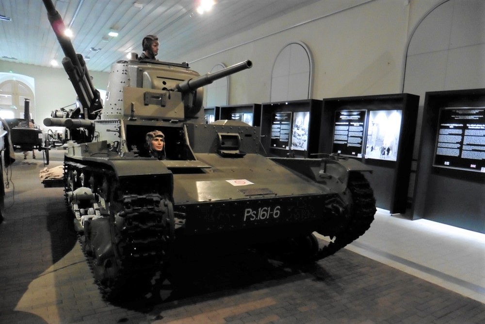 Military Museum´s Manege and Artillery Manege (Military Museum of Finland) #2