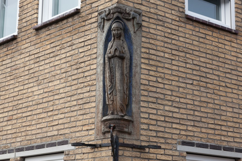 Memorial 'Onze Lieve Vrouw van Banneux' #1