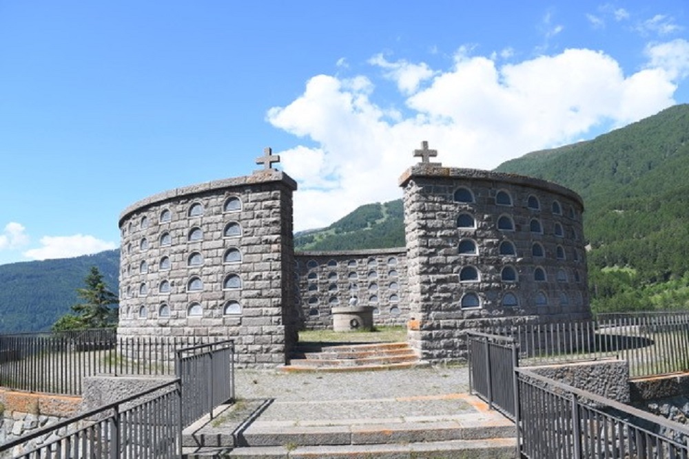 Ossuarium Passo Resia #2