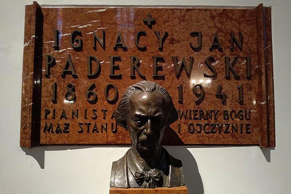 Monument Ignacy Paderewski