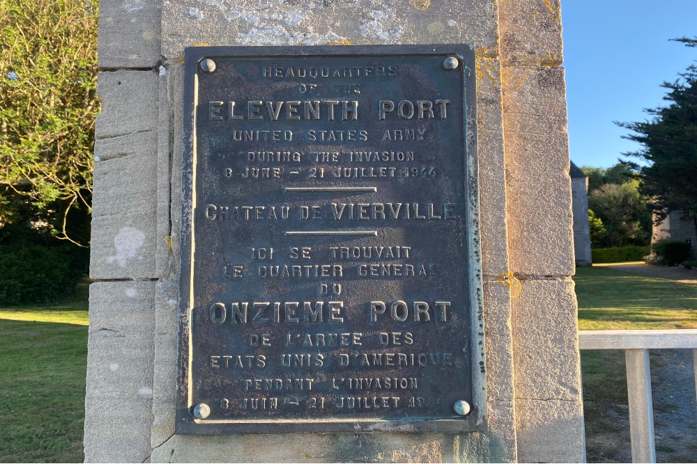 Gedenkteken 11th Port Vierville-sur-Mer