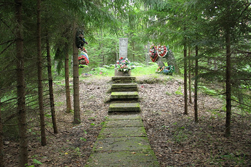 Luga Verdedigingslinie - Monument Omgekomen Soldaten