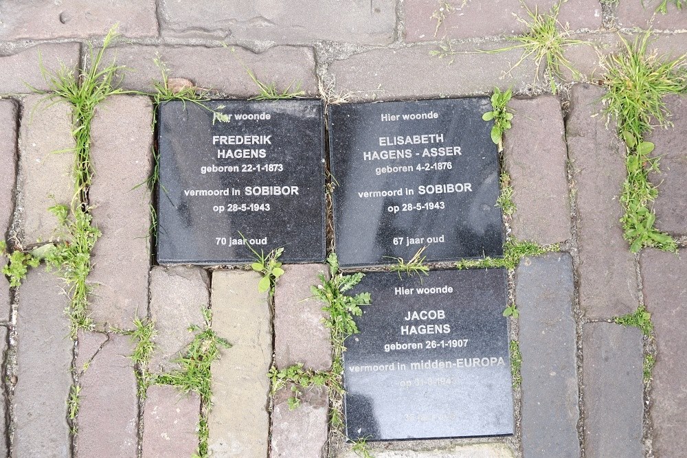 Memorial Stones Achterstraat 16 #1